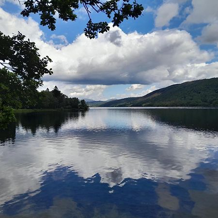 Ye Old'E Man Lake District Грейндж-овер-Сандс Экстерьер фото